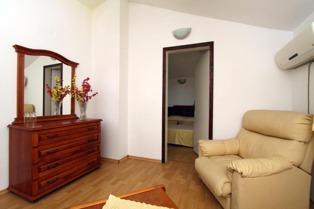 Family Hotel Verona Sozopol Ruang foto