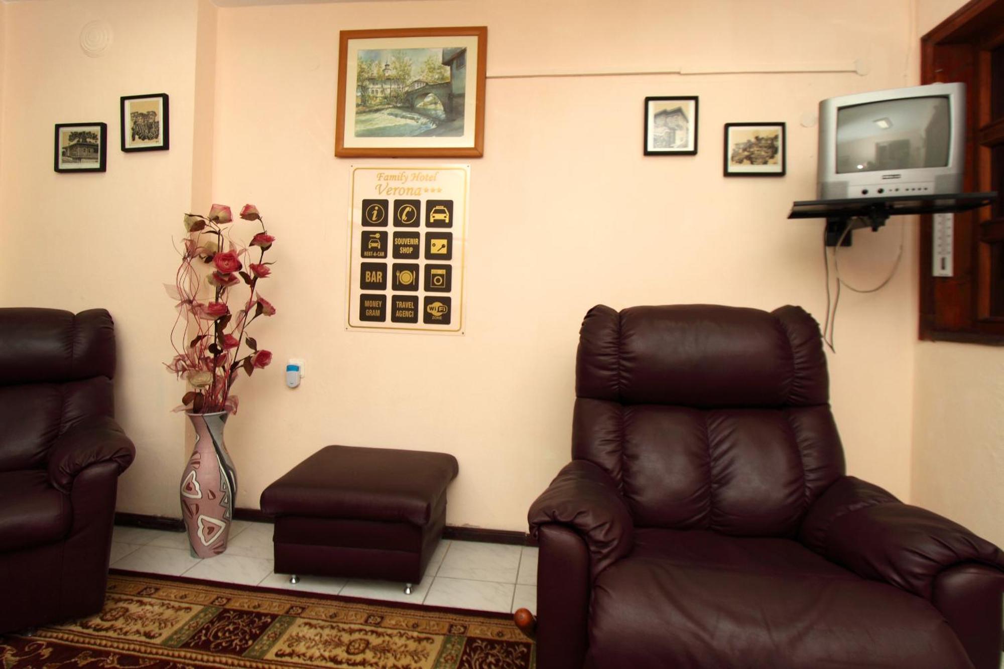 Family Hotel Verona Sozopol Bagian luar foto