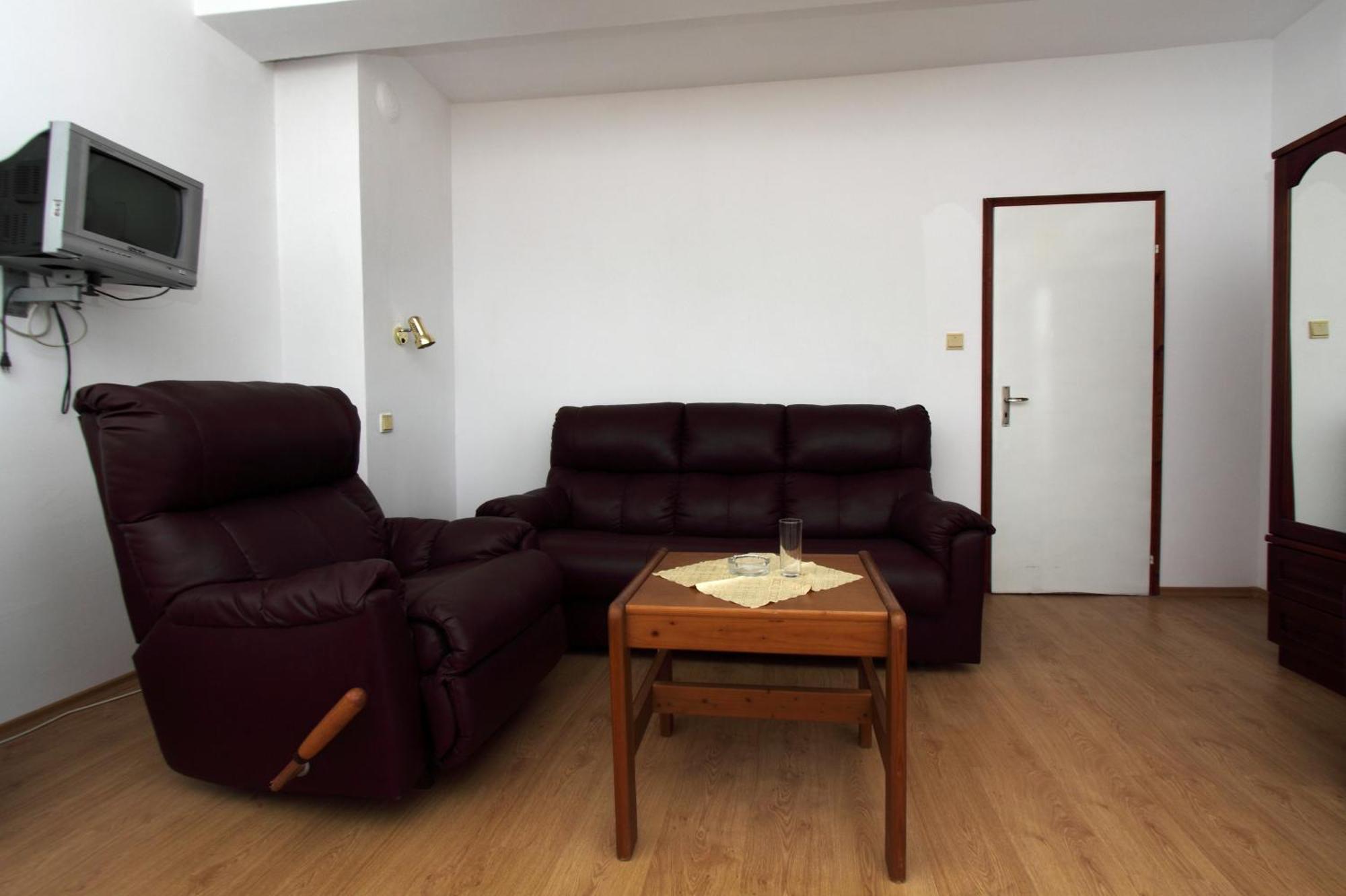 Family Hotel Verona Sozopol Bagian luar foto