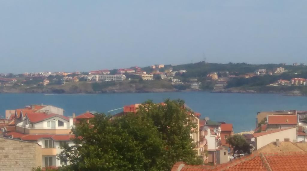 Family Hotel Verona Sozopol Bagian luar foto